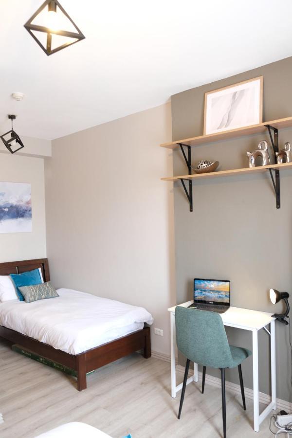 2-Bedroom Boutique City Condo - Newly Renovated! セブ市 エクステリア 写真