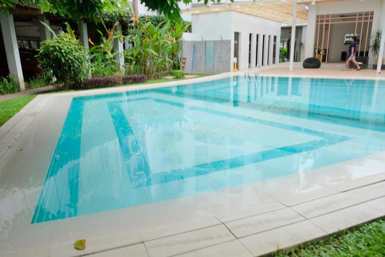 2-Bedroom Boutique City Condo - Newly Renovated! セブ市 エクステリア 写真