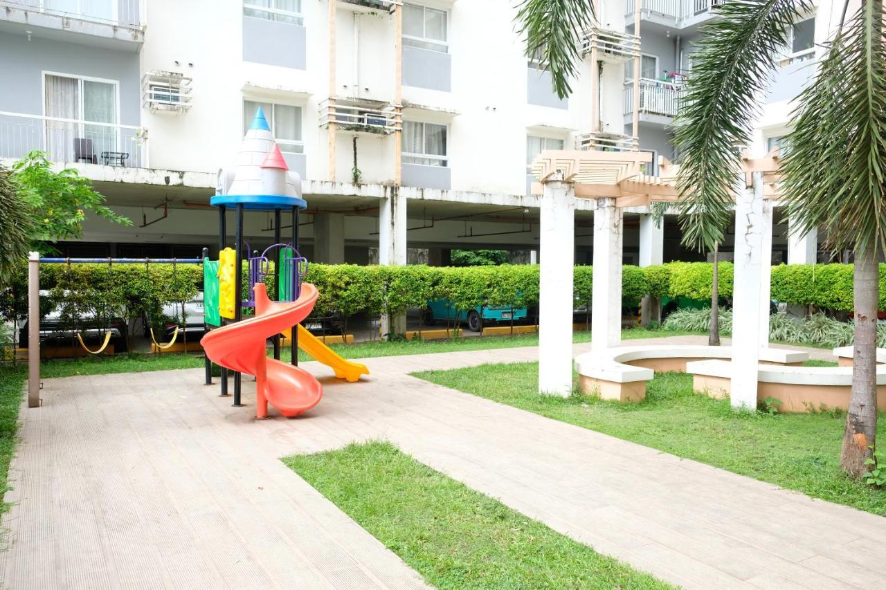 2-Bedroom Boutique City Condo - Newly Renovated! セブ市 エクステリア 写真